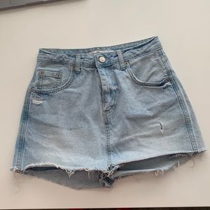 Jean skort